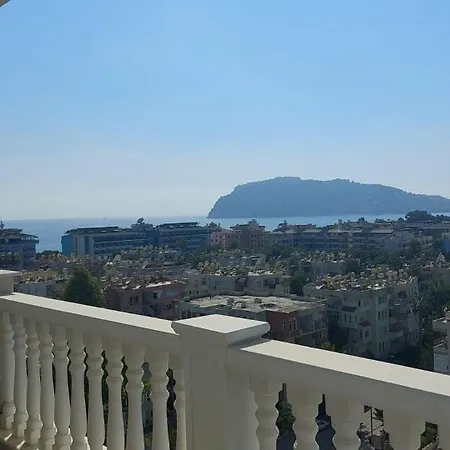 Apartment Exclusive Penthouse With Stunning Castle & Sea Views , 3 Bedrooms Of Pure Elegance